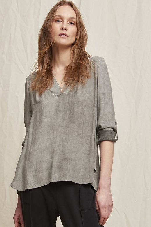 Camisa en pico antelina