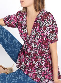 Camisa  flores negro rosa