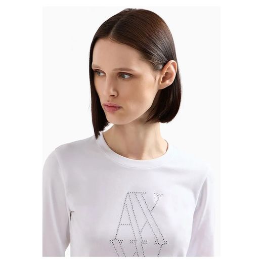 Camiseta con tachuelas