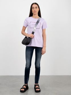 Camiseta perforada con logo