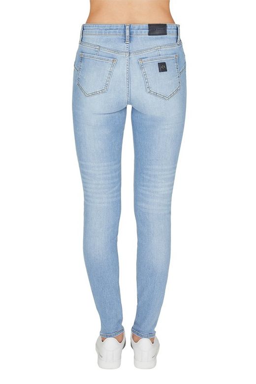 Pantalón tejano 5 bolsillos