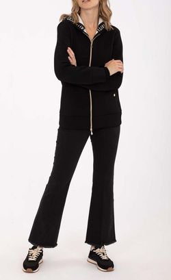 Pantalon tejano acampanado