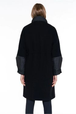 Parka con capucha
