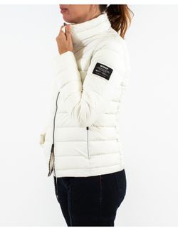 Parka corta acolchada sin capucha
