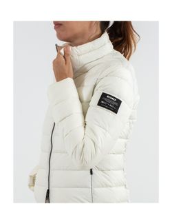 Parka corta acolchada sin capucha