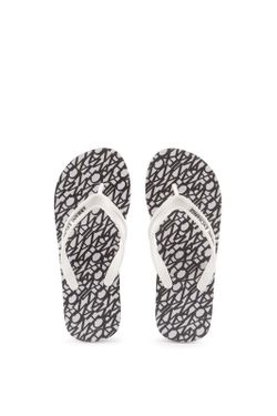 Sandalia tipo chancla