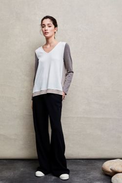 Sueter cuello pico oversize