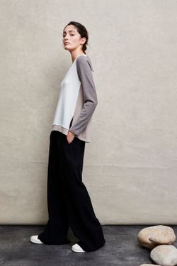 Sueter cuello pico oversize