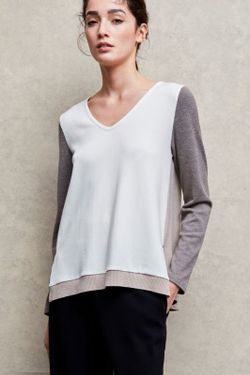 Sueter cuello pico oversize