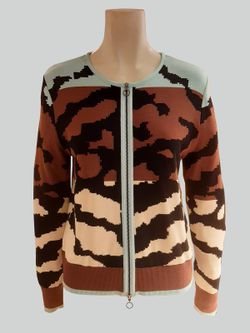 Sueter de punto en animal print