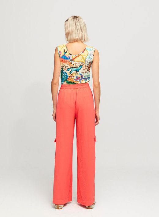Top de punto con dos estampados