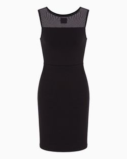 Vestido corto con tul