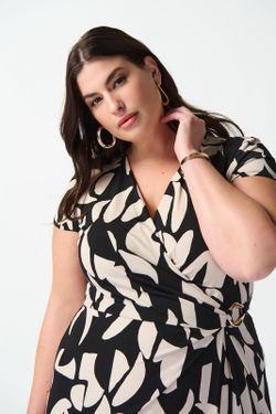 Vestido cruzado estampado