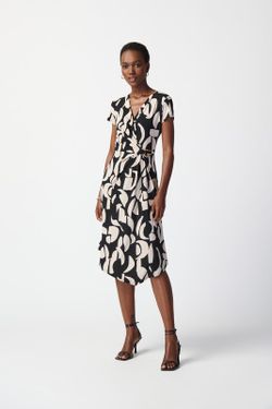 Vestido cruzado estampado